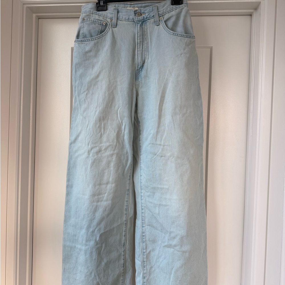 Levi’s Cinch Baggy Jeans